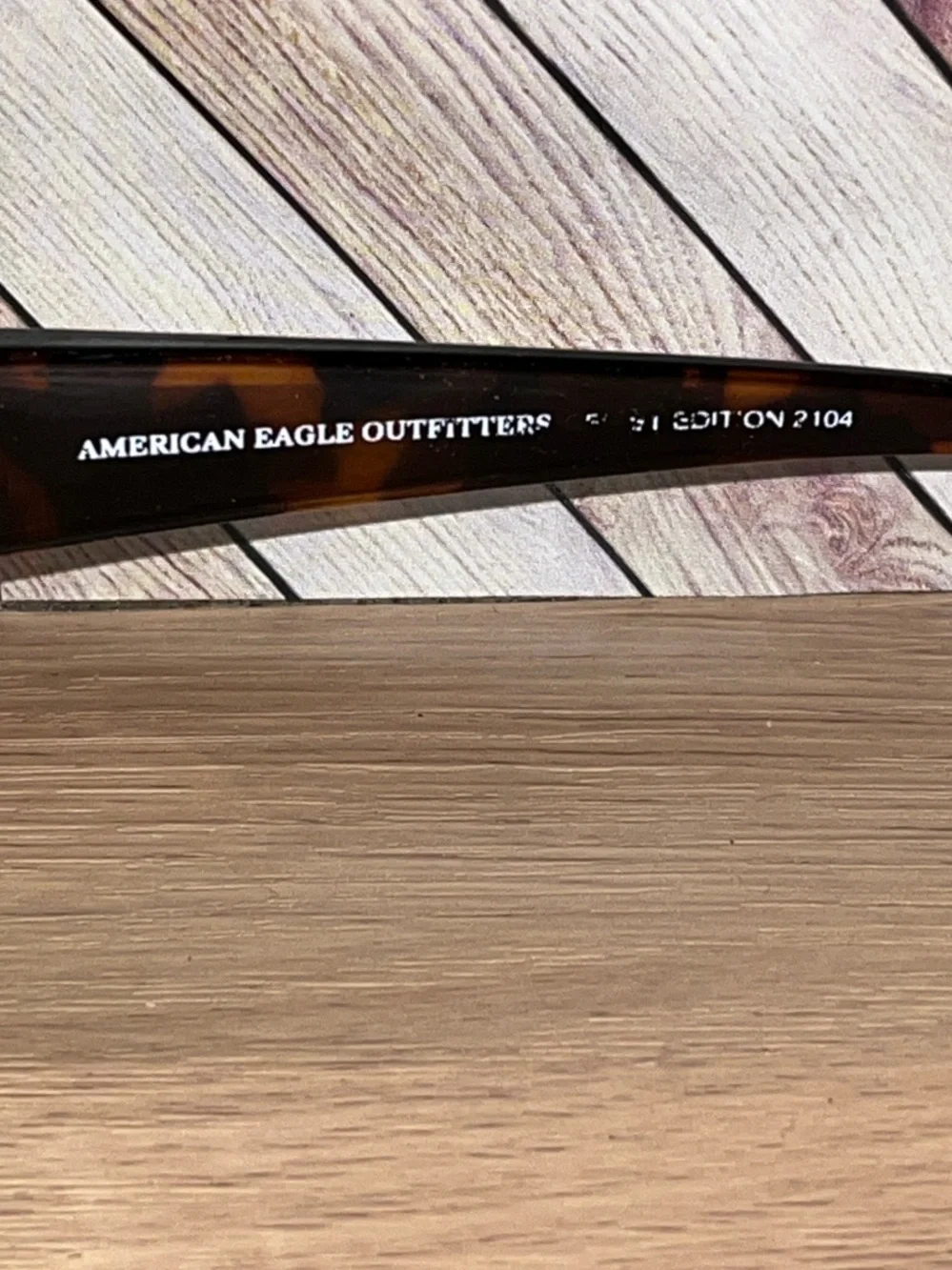 American EagleTortoiseshell Brown Gradient Sunglasses